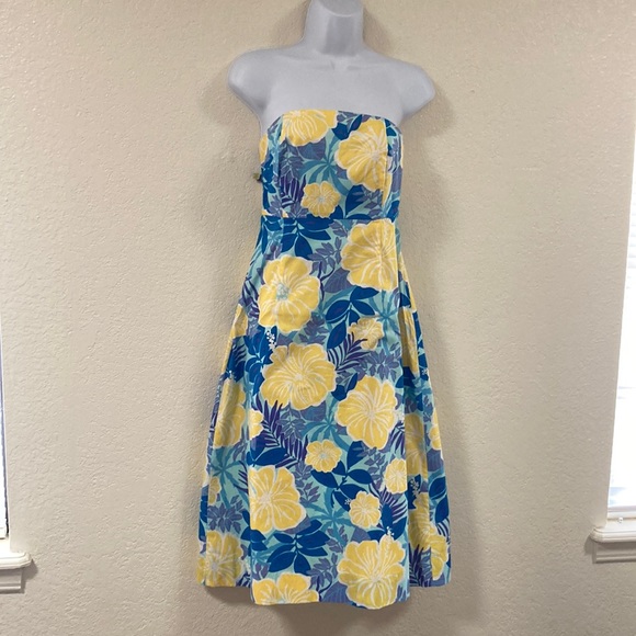 Lilly Pulitzer strapless floral dress size 2.